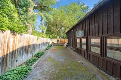 213 Guinea Woods Road, Old Westbury, NY 11568 - Photo 49