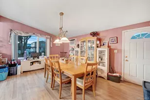 64 Montgomery Ave, West Babylon, NY 11704 - Photo 13