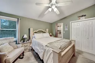 64 Montgomery Ave, West Babylon, NY 11704 - Photo 15