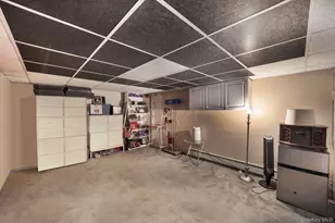 64 Montgomery Ave, West Babylon, NY 11704 - Photo 21