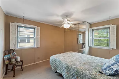 25340 147th Avenue, Rosedale, NY 11422 - Photo 11