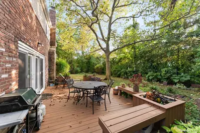 923 Woodmere Drive, Woodmere, NY 11581 - Photo 15