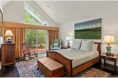 30 Huckleberry Lane, East Hampton, NY 11937 - Photo 13