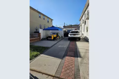 15027 Linden Blvd, Jamaica, NY 11434 - Photo 9