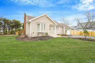 2 Bay Pl, Bay Shore, NY 11751 - Photo 3