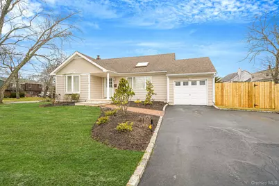 2 Bay Place, Bay Shore, NY 11751 - Photo 1