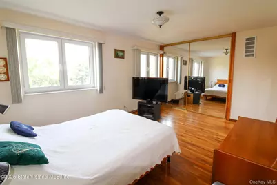 42 Narrows Road S S, New York, NY 10305 - Photo 9