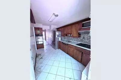 11815 Springfield Boulevard, Springfield Gardens, NY 11411 - Photo 5