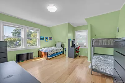 1134 Bay 27th Street, Far Rockaway, NY 11691 - Photo 13