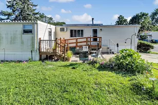 39 Valley Forge, Bohemia, NY 11716 - Photo 3