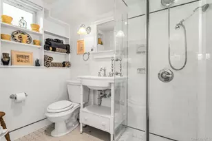 42 Westgate Rd, Massapequa Park, NY 11762 - Photo 19