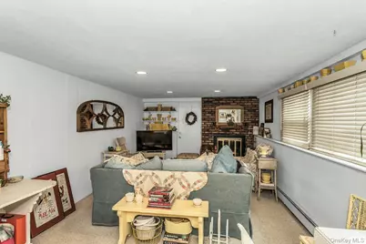 42 Westgate Road, Massapequa Park, NY 11762 - Photo 17