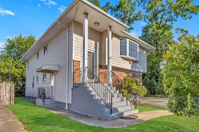 147 S Terrace Place, Valley Stream, NY 11580 - Photo 1