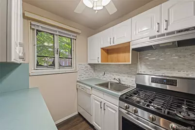 225-35 88th Avenue #Lower, Queens Village, NY 11427 - Photo 11