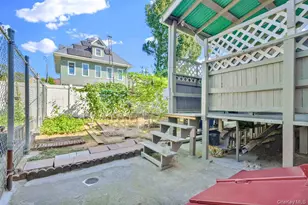 104-21 92nd Ave, Richmond Hill, NY 11418 - Photo 35