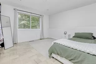 8 Beaver Hollow Ln, Airmont, NY 10952 - Photo 11