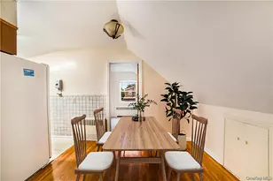 77-19 252nd St, Bellerose, NY 11426 - Photo 15