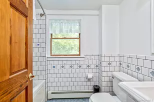 127 North St, Manorville, NY 11949 - Photo 19