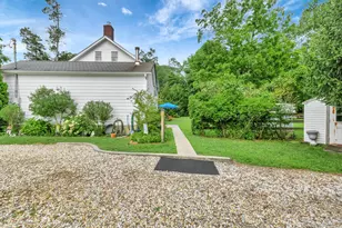 127 North St, Manorville, NY 11949 - Photo 27