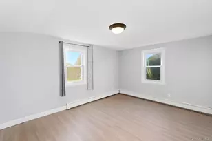 40 White St, Brentwood, NY 11717 - Photo 7