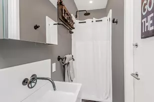 224 E 14th St, New York, NY 10003 - Photo 9