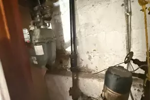 122-18 111th Ave, Ozone Park, NY 11420 - Photo 11