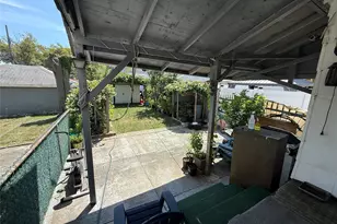 122-18 111th Ave, Ozone Park, NY 11420 - Photo 7