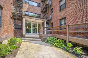 73-45 210th St, Bayside, NY 11364 - Photo 15