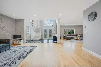 94 Forest Avenue, Massapequa, NY 11758 - Photo 13