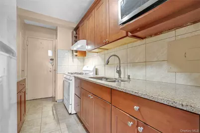 6 Fordham Hill Oval #11G, Bronx, NY 10468 - Photo 15