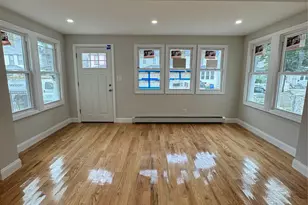 194-45 Murdock Ave, Saint Albans, NY 11412 - Photo 3