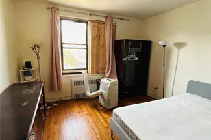 71-11 Yellowstone Blvd, Forest Hills, NY 11375 - Photo 3