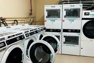 71-11 Yellowstone Blvd, Forest Hills, NY 11375 - Photo 11