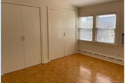 75 Mohawk Avenue, Long Beach, NY 11561 - Photo 17