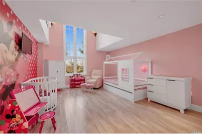 12 Sloanes Court, Sands Point, NY 11050 - Photo 31