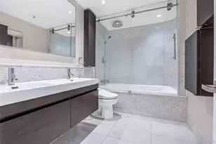 12 Sloanes Ct, Sands Point, NY 11050 - Photo 33