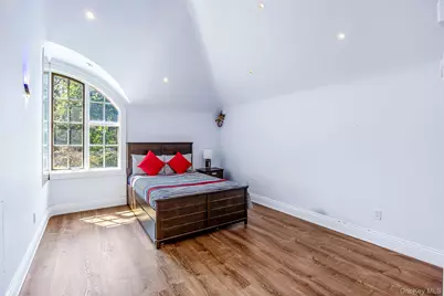 12 Sloanes Court, Sands Point, NY 11050 - Photo 29