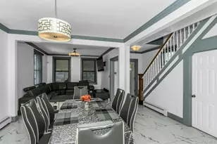 28 Lexington Ave, Freeport, NY 11520 - Photo 5