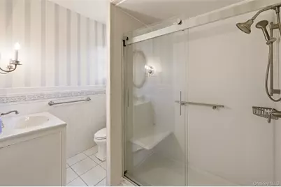 26 Garfield Avenue, East Islip, NY 11730 - Photo 15
