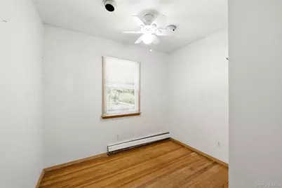 26 Garfield Avenue, East Islip, NY 11730 - Photo 13
