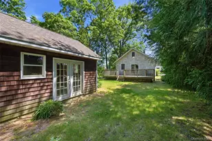 26 Garfield Ave, East Islip, NY 11730 - Photo 23