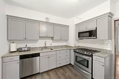 26 Garfield Avenue, East Islip, NY 11730 - Photo 11
