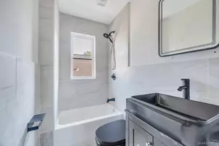 99-03 207th St, Queens Village, NY 11429 - Photo 23