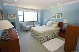 270-10 Grand Central Pkwy, Floral Park, NY 11005 - Photo 15