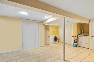 144-26 229th St, Springfield Gardens, NY 11413 - Photo 11