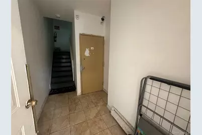 85-45 Britton Avenue, Elmhurst, NY 11373 - Photo 9