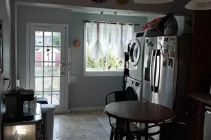 230 E New York Ave, Valley Stream, NY 11580 - Photo 9