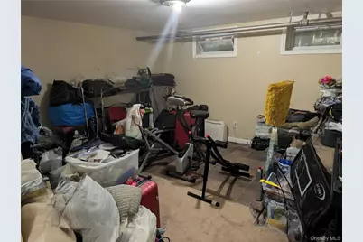 186 Westbury Boulevard, Hempstead, NY 11550 - Photo 23