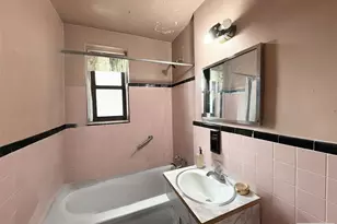 142-21 26th Ave, Flushing, NY 11354 - Photo 5