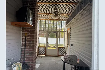 29 Dorchester Street, Huntington Station, NY 11746 - Photo 21